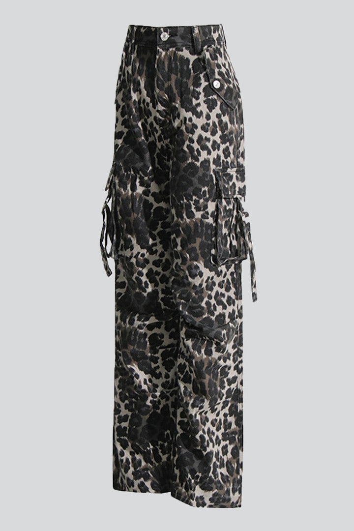 Alaysia Leopard Printed Cargo Jeans - Stellouette