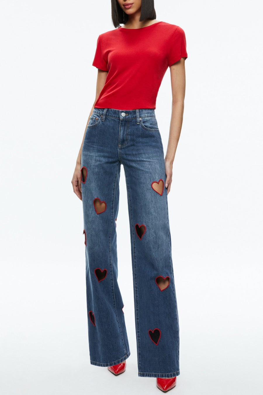 Elowen Heart Embroidered Cutout Jeans - Stellouette