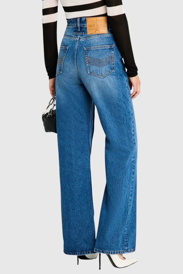 Jannice Asymmetric Button Jeans - Stellouette
