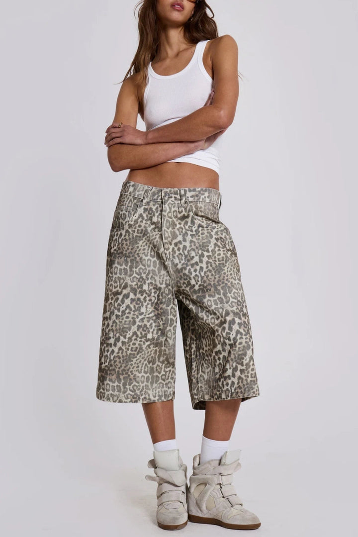 Veda Leopard Fade Shorts - Stellouette